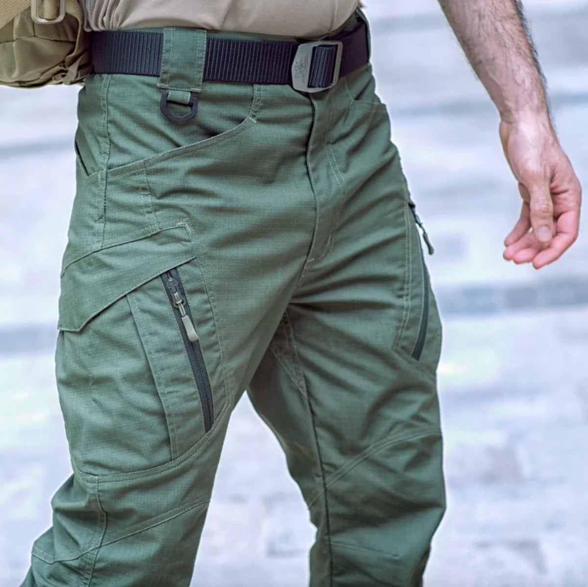 Pantalon tactique Indestructible et Imperméable de survie Homme - Randonnée / Montagne / Nature